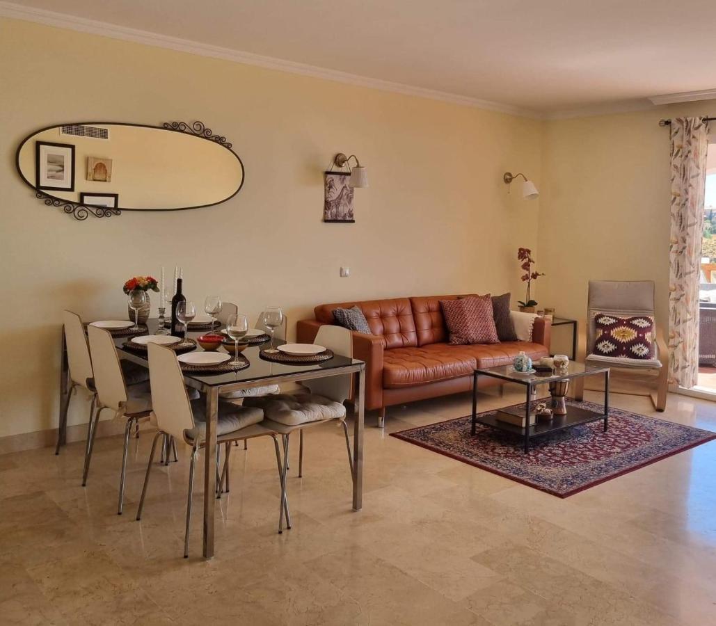 Elegant Apartment With Fantastic Views At The Top Of Calahonda Sitio de Calahonda Exteriör bild
