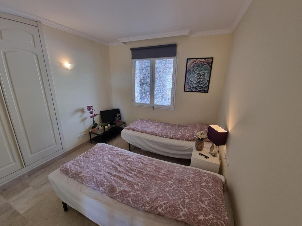 Elegant Apartment With Fantastic Views At The Top Of Calahonda Sitio de Calahonda Exteriör bild