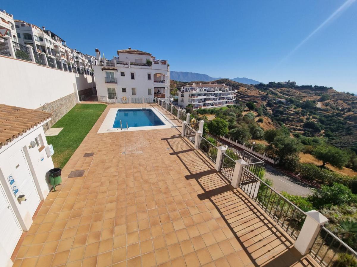 Elegant Apartment With Fantastic Views At The Top Of Calahonda Sitio de Calahonda Exteriör bild