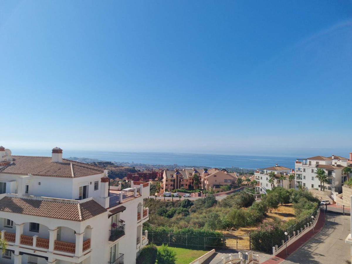 Elegant Apartment With Fantastic Views At The Top Of Calahonda Sitio de Calahonda Exteriör bild